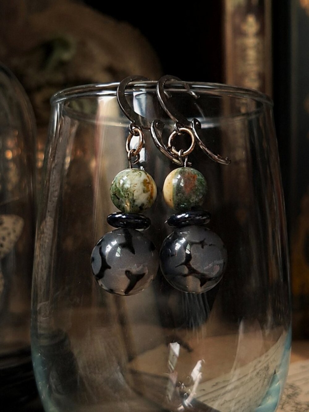 Fairy Grunge Crystal Earrings, Small Dark Cottagecore Earrings, Goth Agate